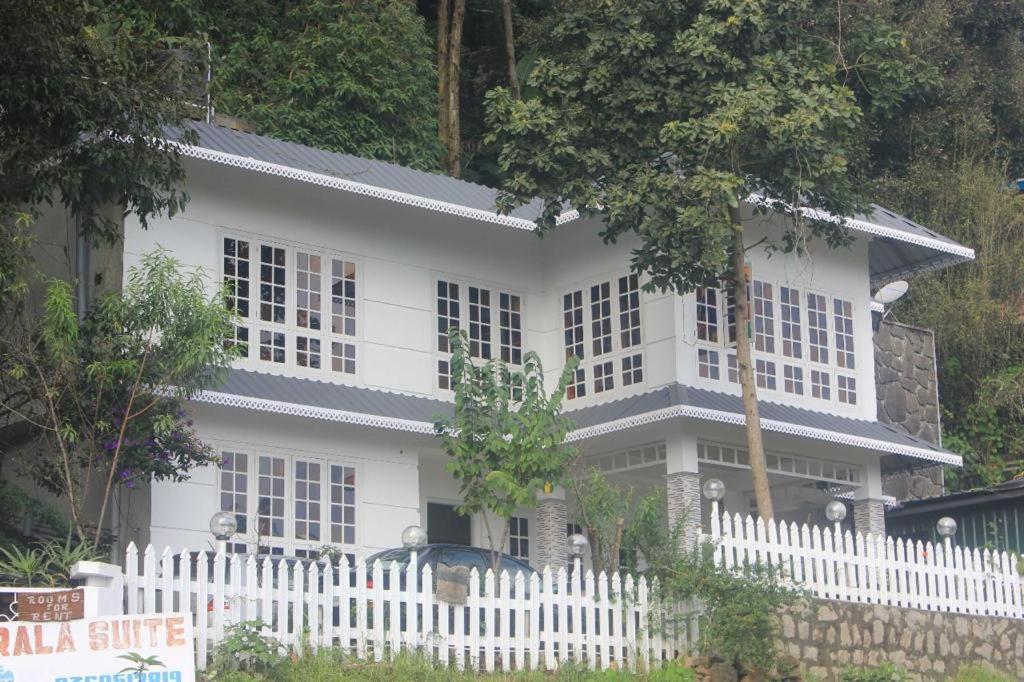 Queen Annes Bungalow Hotell Kodaikanal Exteriör bild